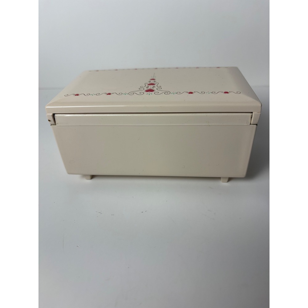 Vintage Trinket Musical Jewelry Box Romance Otagiri Tagiri Japan Romeo and Julet - Picture 7 of 14